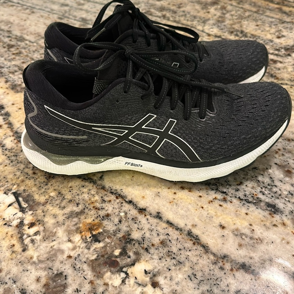 Asics Gel Nimbus 24